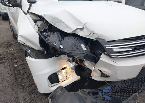 2016 Volkswagen Tiguan S z USA, uszkodzony, nr VIN WVGAV7AXXGW526892